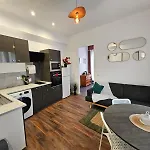 Les Sureaux, Le Charme Du Centre De Apartment Perpignan