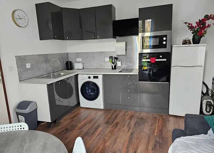 Les Sureaux, Le Charme Du Centre De Perpignan